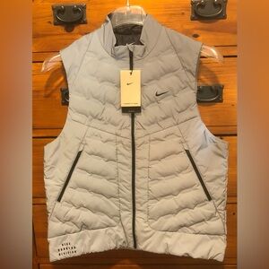 Nike Therma-Fit ADV Reflective Silver Running Vest Men's Size L FZ1131-035